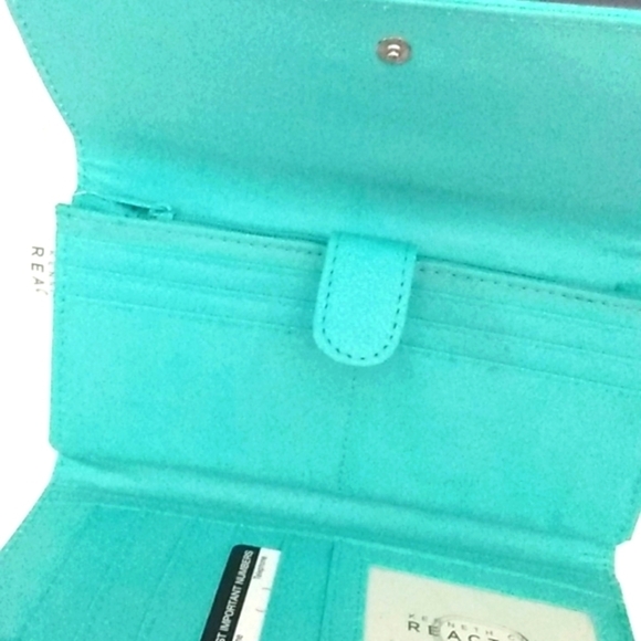 KENNETH COLE REACTION TEAL MULTI COMPARTMENT WALLET NWT - Picture 8 of 11